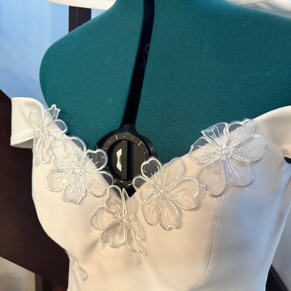 Bespoke, wedding gown, ivory, satin, corset top, trumpet skirt, 10-12 size - Picture 5 of 7